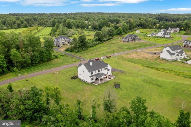 6934 GREENE MEADOW LN, New Hope, PA 18938