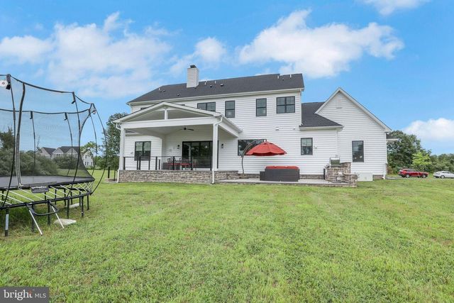 6934 GREENE MEADOW LN, New Hope, PA 18938