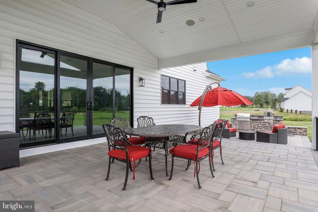 6934 GREENE MEADOW LN, New Hope, PA 18938