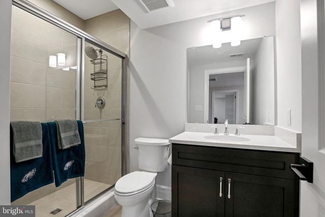 6934 GREENE MEADOW LN, New Hope, PA 18938