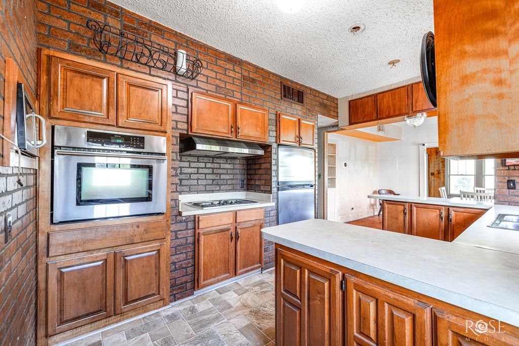Image 12 of property listing at 12315 Dove Creek Lane West, San Angelo, TX 76904