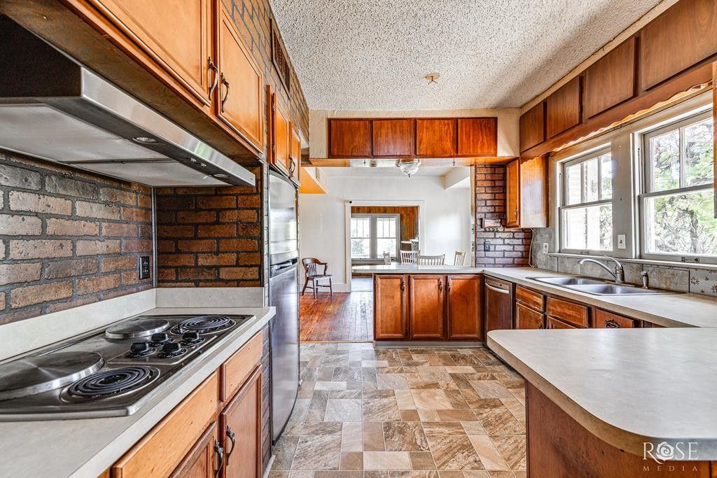 Image 13 of property listing at 12315 Dove Creek Lane West, San Angelo, TX 76904