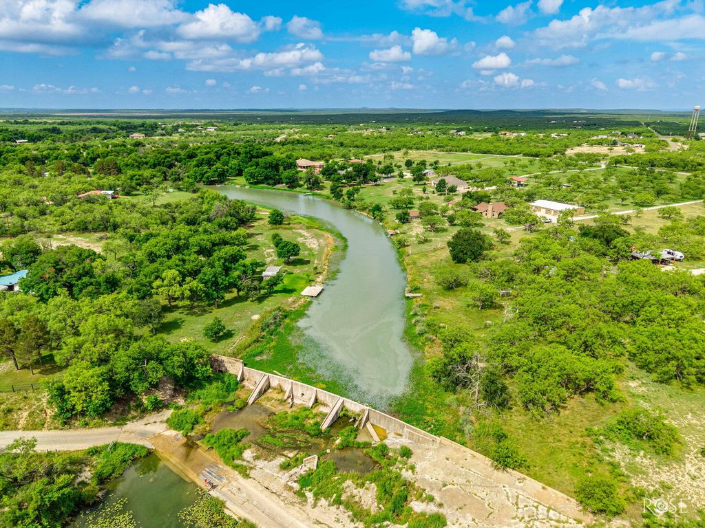 Image 36 of property listing at 12315 Dove Creek Lane West, San Angelo, TX 76904