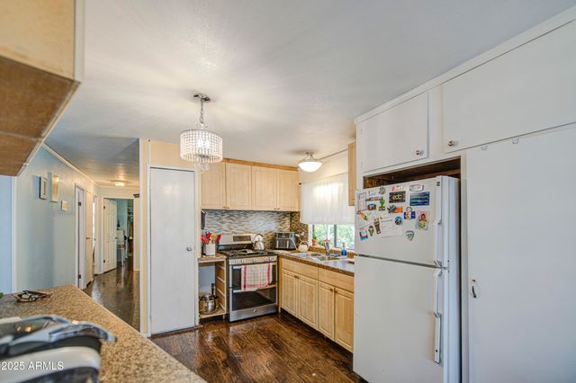 15601 N 19th Avenue 197, Phoenix, AZ 85023