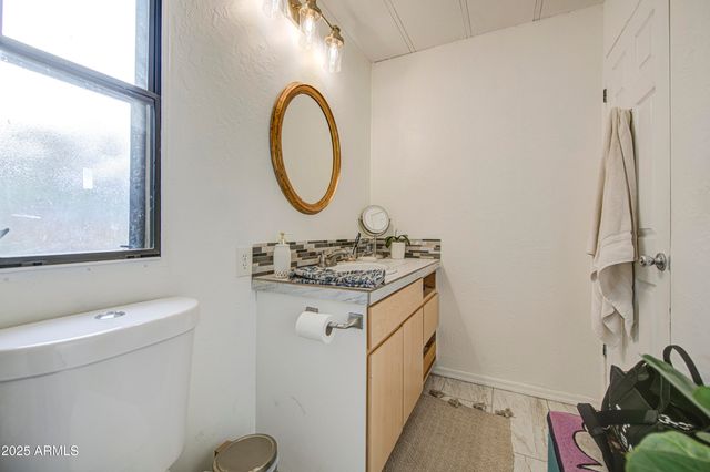 15601 N 19th Avenue 197, Phoenix, AZ 85023