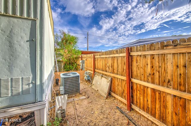 15601 N 19th Avenue 197, Phoenix, AZ 85023