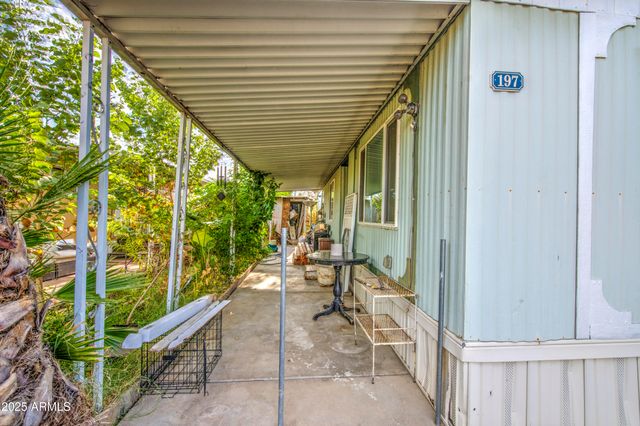 15601 N 19th Avenue 197, Phoenix, AZ 85023
