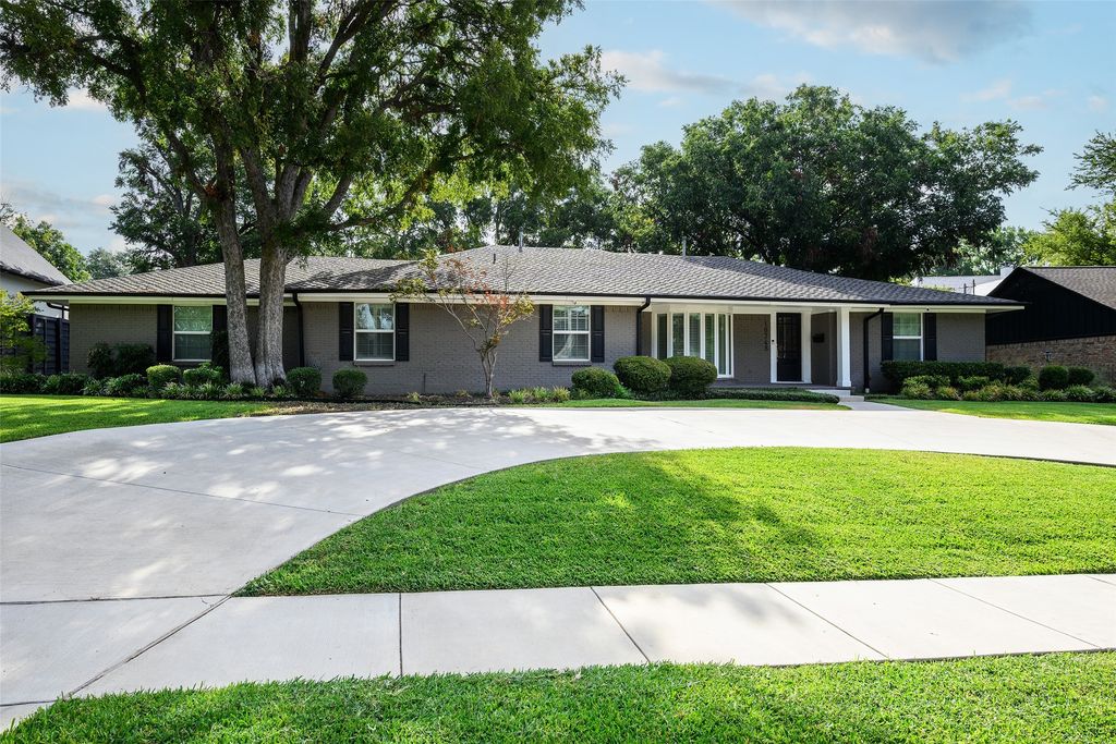 10748 Saint Lazare Drive, Dallas, TX 75229 — photo 3
