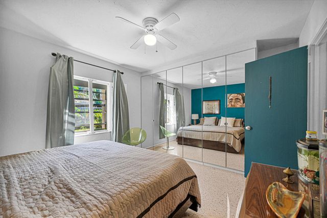 2204 NW 3rd Ave, Wilton Manors, FL 33311