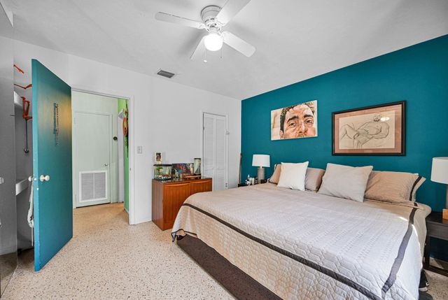 2204 NW 3rd Ave, Wilton Manors, FL 33311