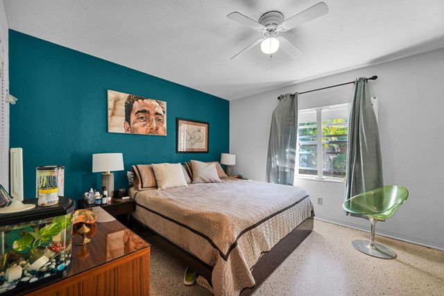 2204 NW 3rd Ave, Wilton Manors, FL 33311