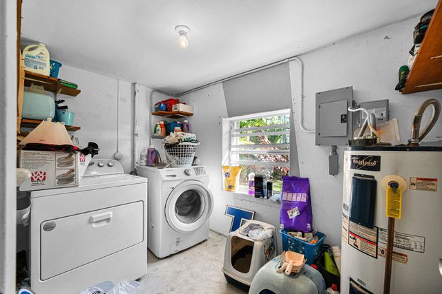 2204 NW 3rd Ave, Wilton Manors, FL 33311