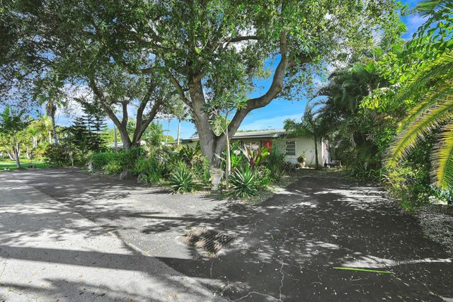 2204 NW 3rd Ave, Wilton Manors, FL 33311