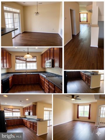 12406-B LIBERTY BRIDGE RD, Fairfax, VA 22033