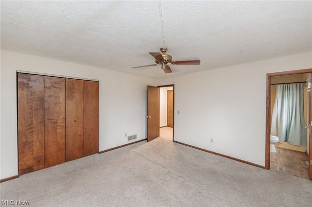 1010 Royal Drive, Amherst, OH 44001