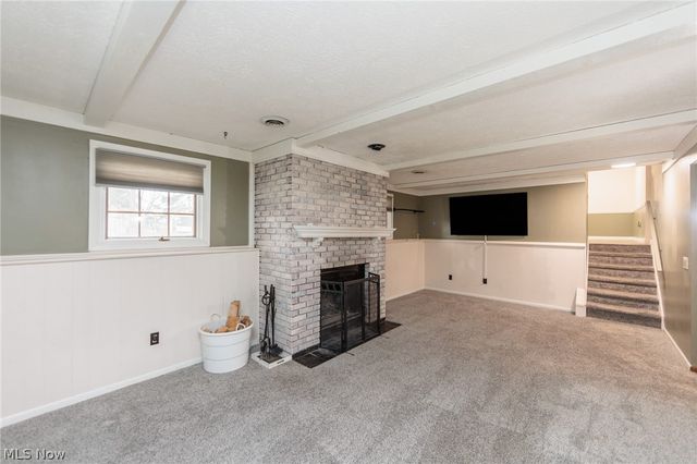 1010 Royal Drive, Amherst, OH 44001