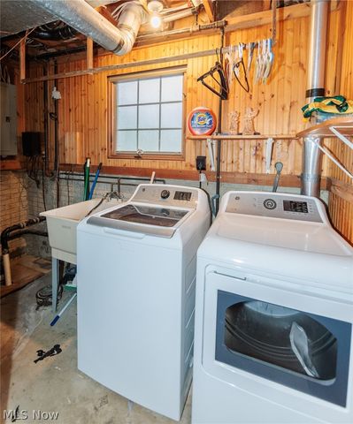 1010 Royal Drive, Amherst, OH 44001