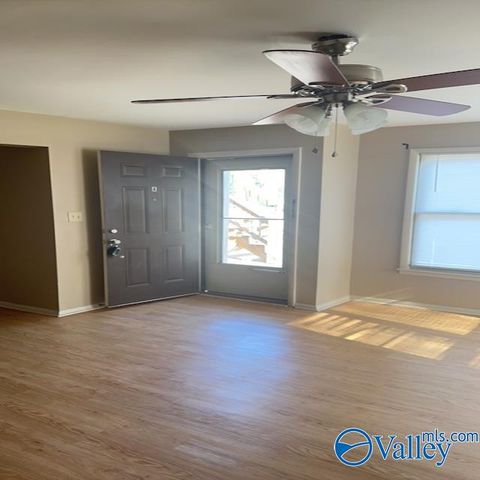 2706 Lantern Walk B, Huntsville, AL 35803