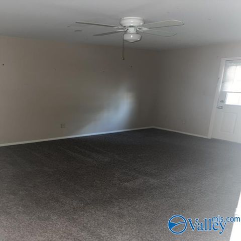 2706 Lantern Walk B, Huntsville, AL 35803