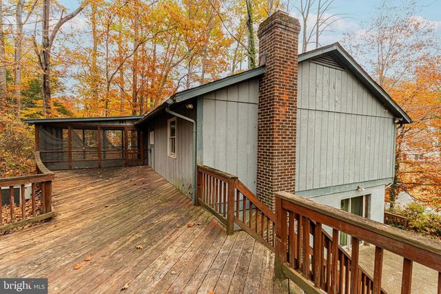 2018 FARRAGUT DR, Stafford, VA 22554