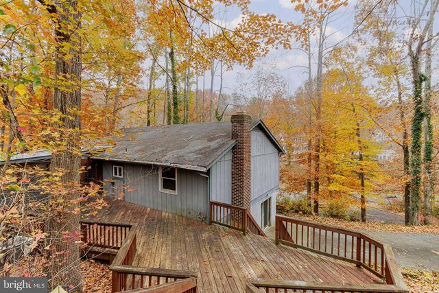 2018 FARRAGUT DR, Stafford, VA 22554