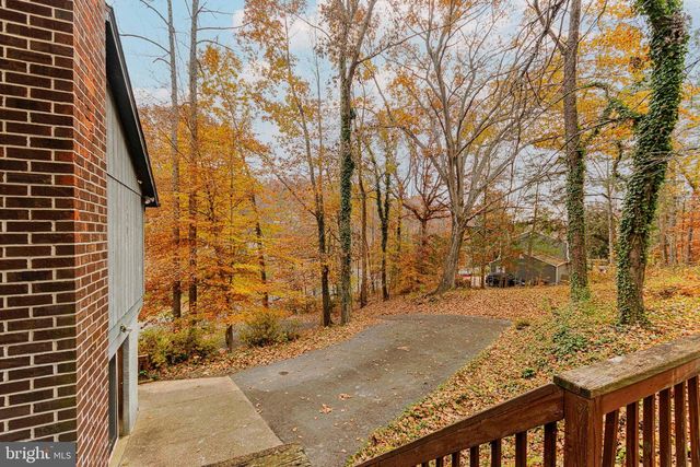 2018 FARRAGUT DR, Stafford, VA 22554