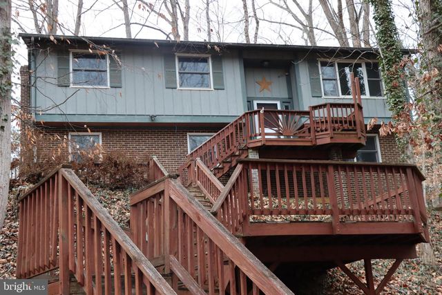 2018 FARRAGUT DR, Stafford, VA 22554