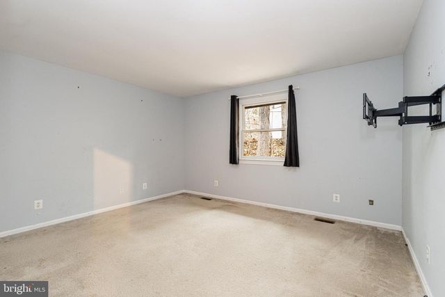 2018 FARRAGUT DR, Stafford, VA 22554