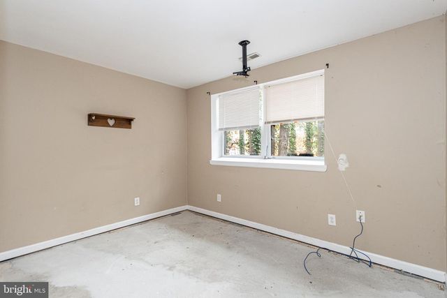 2018 FARRAGUT DR, Stafford, VA 22554