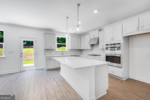 485 Kennington Walk, Loganville, GA 30052