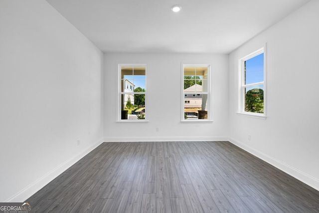 485 Kennington Walk, Loganville, GA 30052