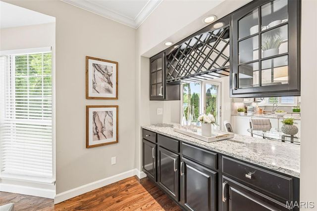 2412 Parkmoor Court, Des Peres, MO 63021