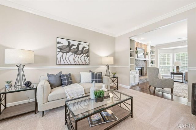 2412 Parkmoor Court, Des Peres, MO 63021