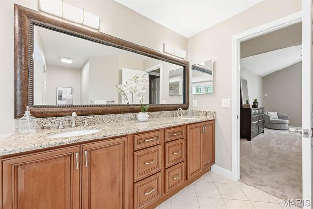 2412 Parkmoor Court, Des Peres, MO 63021
