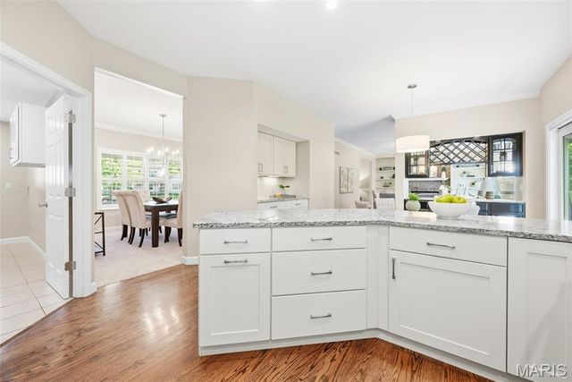 2412 Parkmoor Court, Des Peres, MO 63021