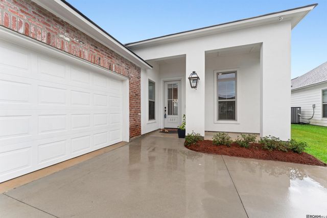 557 Warbler Crossing Ave, Baton Rouge, LA 70810
