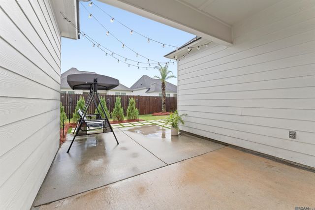 557 Warbler Crossing Ave, Baton Rouge, LA 70810