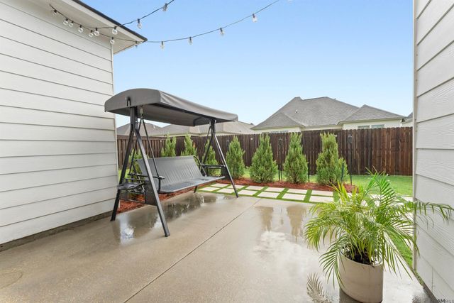 557 Warbler Crossing Ave, Baton Rouge, LA 70810