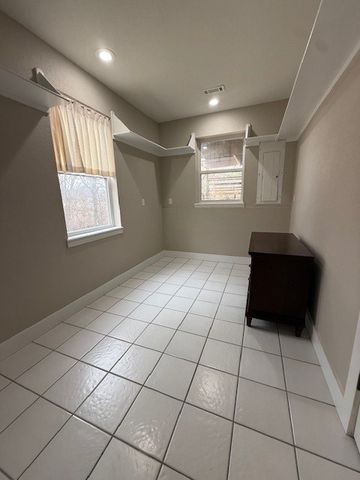 3765 Atlanta Place, Springdale, AR 72762