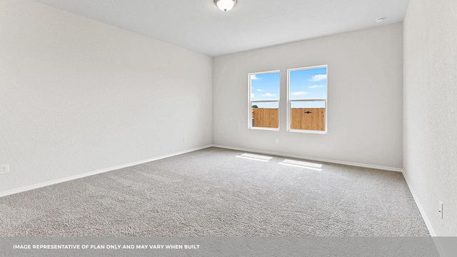 25517 Farmers Crop LN, Elgin, TX 78621