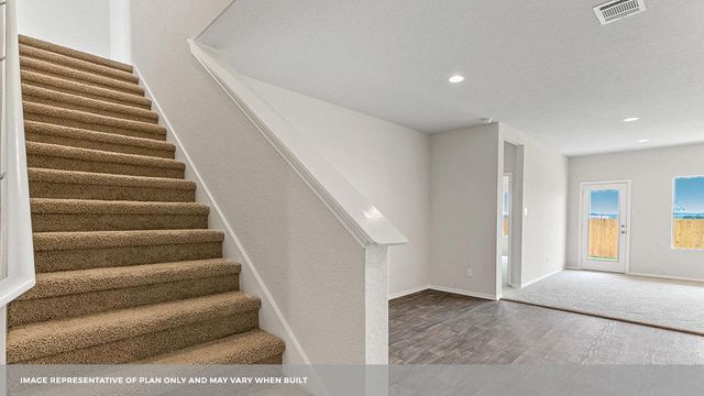 25517 Farmers Crop LN, Elgin, TX 78621