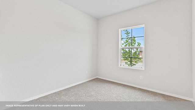 25517 Farmers Crop LN, Elgin, TX 78621