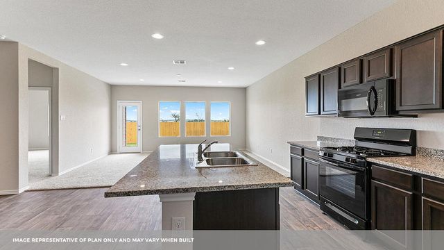 25517 Farmers Crop LN, Elgin, TX 78621