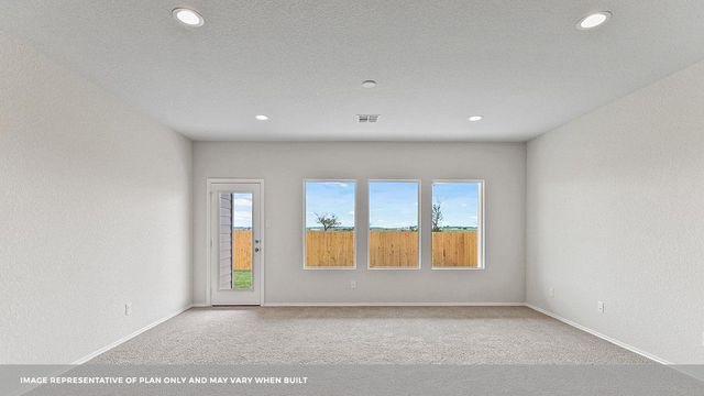 25517 Farmers Crop LN, Elgin, TX 78621