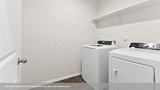 25517 Farmers Crop LN, Elgin, TX 78621