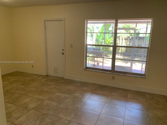6575 Boulevard Of Champions, North Lauderdale, FL 33068