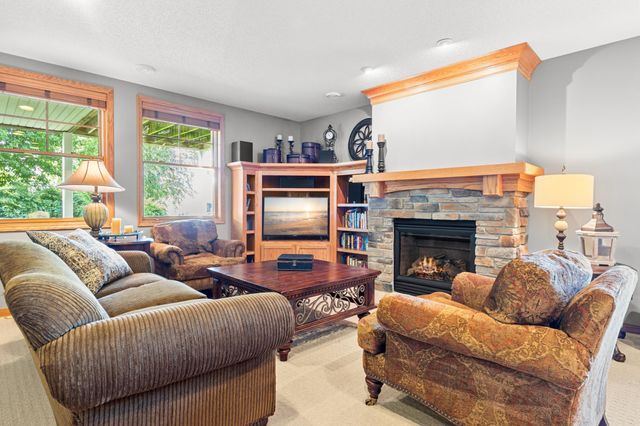 7021 Waterstone Lane, Woodbury, MN 55125