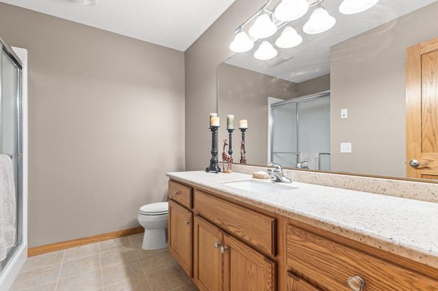 7021 Waterstone Lane, Woodbury, MN 55125