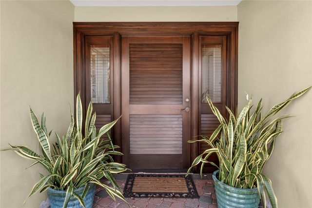 77 Cache Cay Drive, Vero Beach, FL 32963