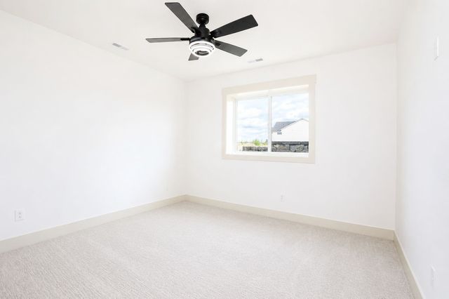 17303 Brookview Drive, Urbandale, IA 50263